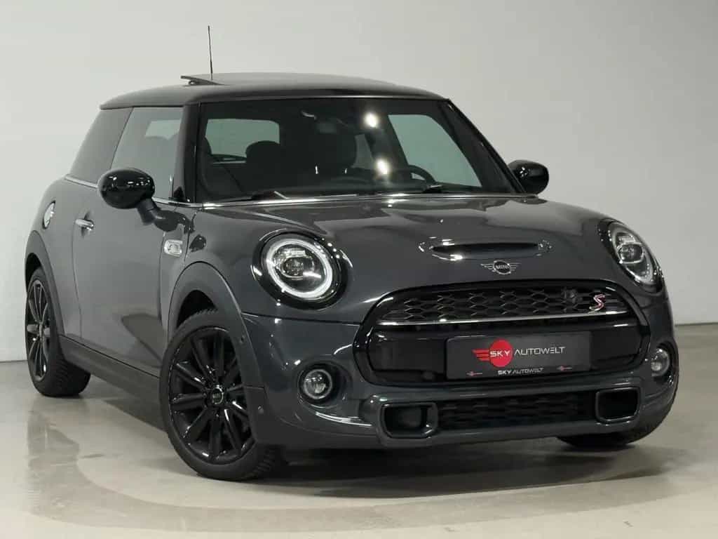 MINI Cooper S /NAVI/XENON/PANO/2xPDC/LEDER/17 ZOLL 07/2020-photo-1