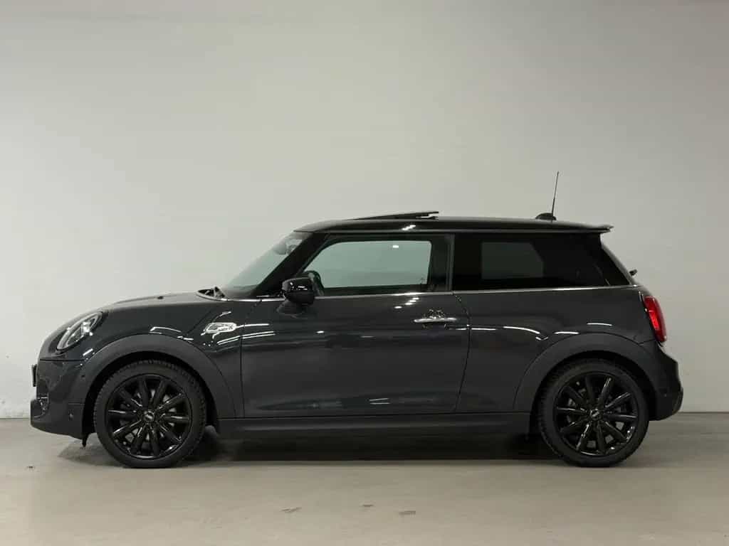 MINI Cooper S /NAVI/XENON/PANO/2xPDC/LEDER/17 ZOLL 07/2020-photo-5