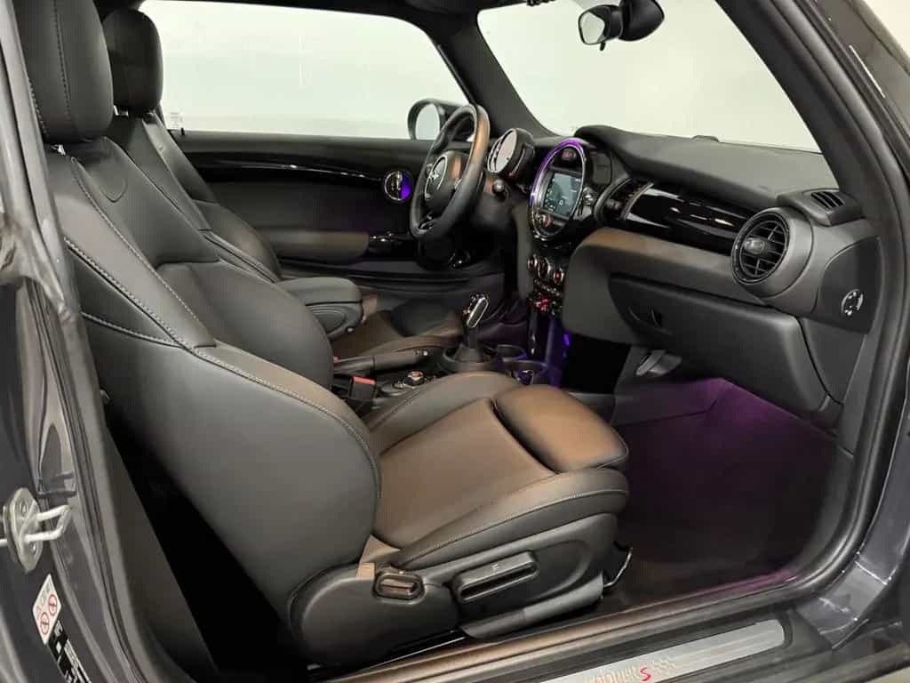 MINI Cooper S /NAVI/XENON/PANO/2xPDC/LEDER/17 ZOLL 07/2020-photo-6
