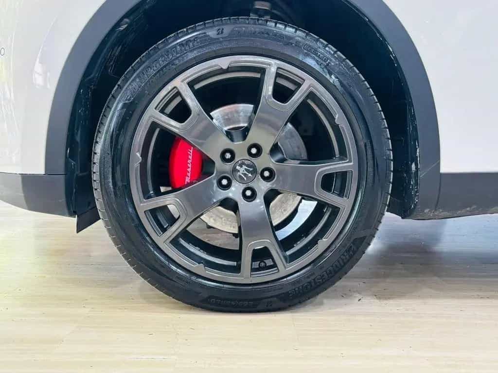 Maserati Levante 3.0 V6 Diesel 250 CV Q4 - AWD G 01/2019-photo-6