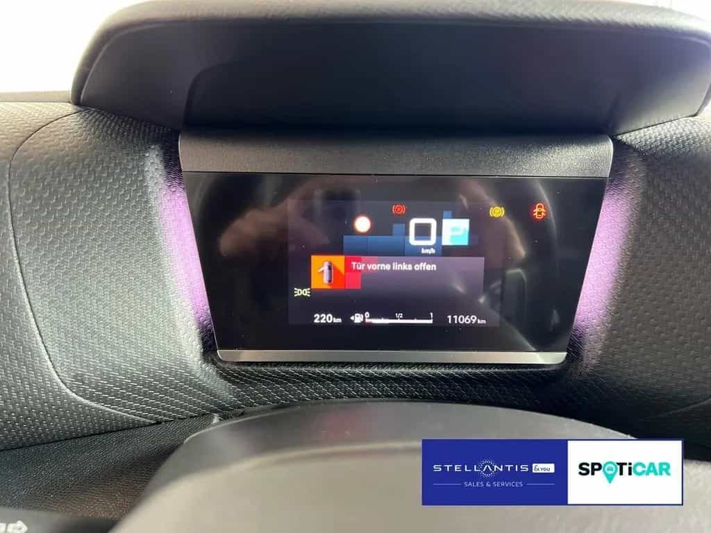 Citroën C4 1.2 PureTech 130 Max Aut. LED, HuD, KAMERA 12/2024-photo-11