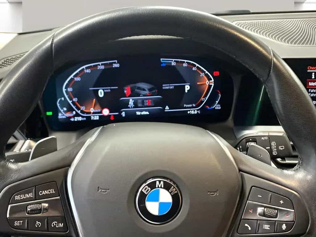 BMW 320 d xDrive Touring Sport Line AHK Kamera HiFi 10/2021-photo-12