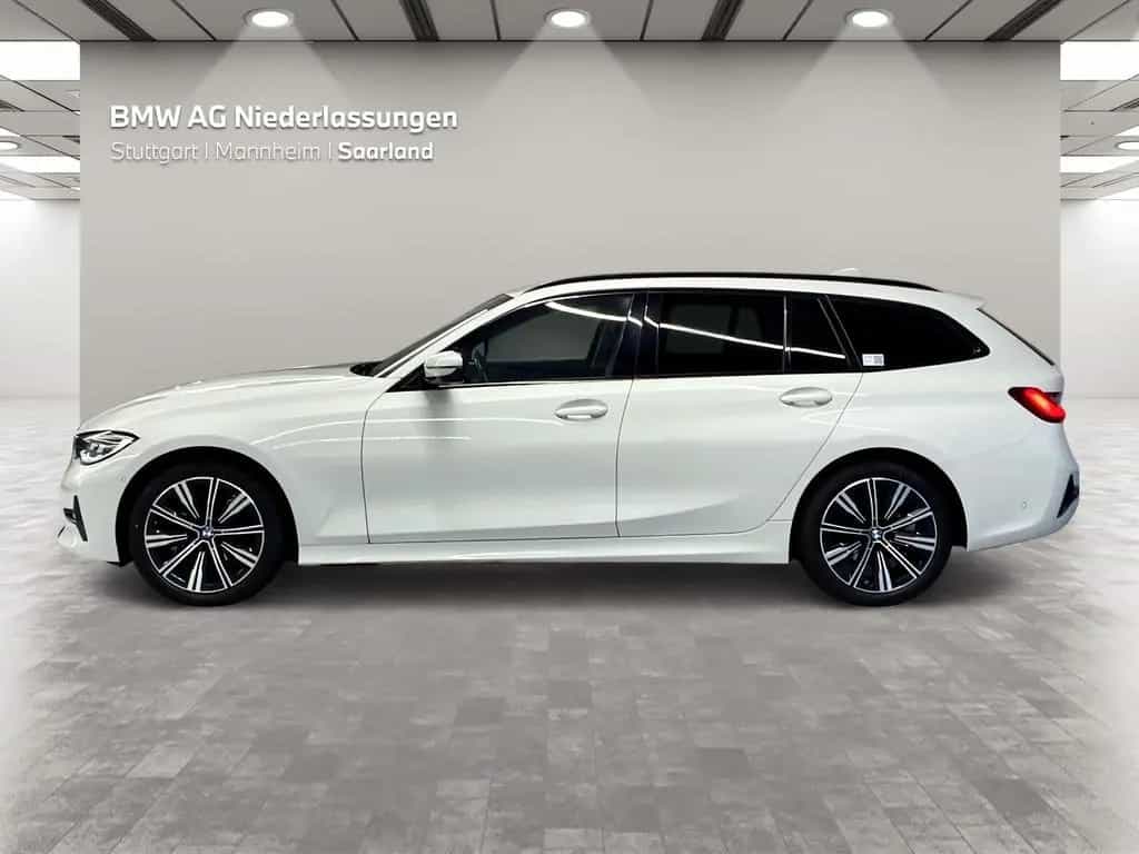 BMW 320 d xDrive Touring Sport Line AHK Kamera HiFi 10/2021-photo-2