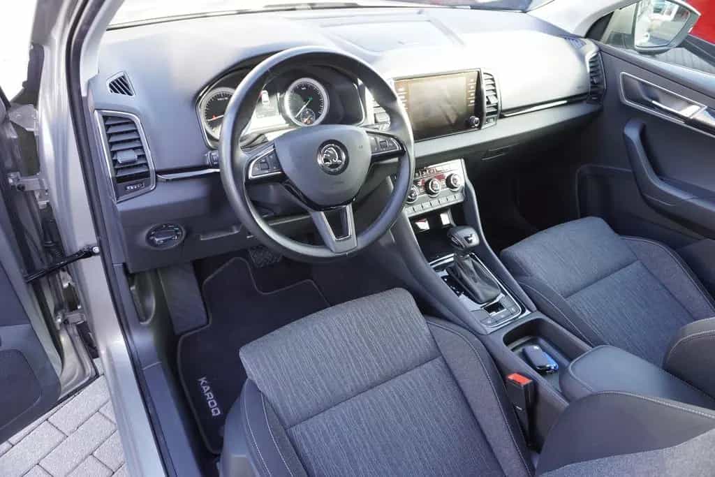 Skoda Karoq 1.5 16V TSI Style DSG LED Navi Sitzheizung 07/2018-photo-10