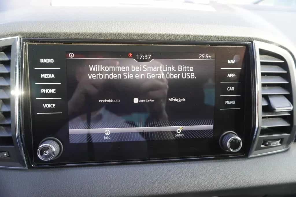 Skoda Karoq 1.5 16V TSI Style DSG LED Navi Sitzheizung 07/2018-photo-15