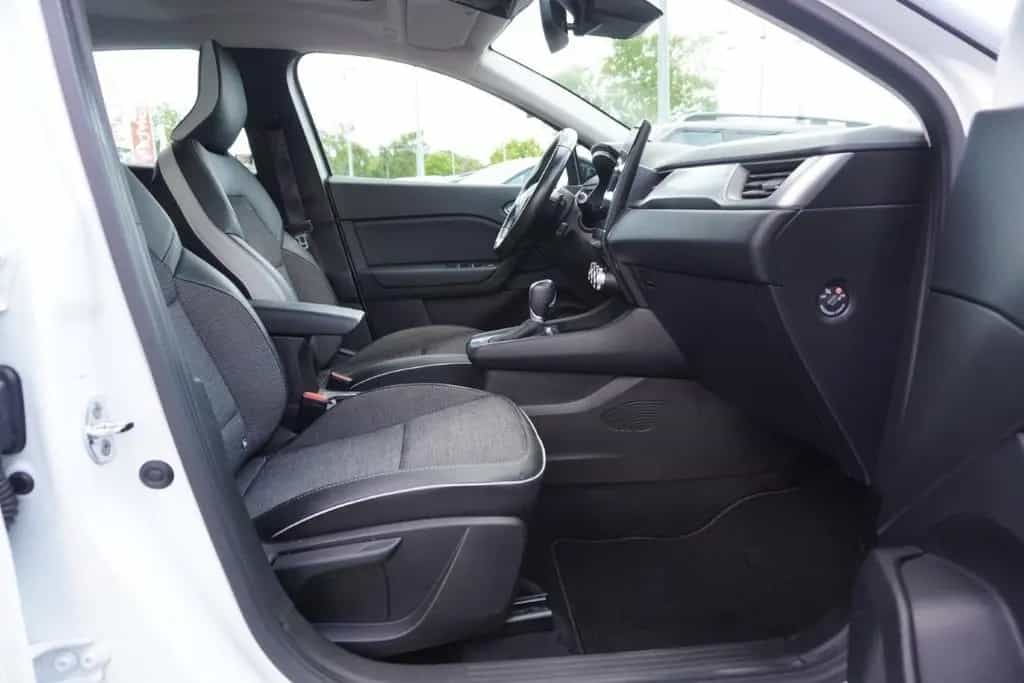 Renault Captur 1.3 TCE Edition One LED Navi Panorama DAB 08/2020-photo-7