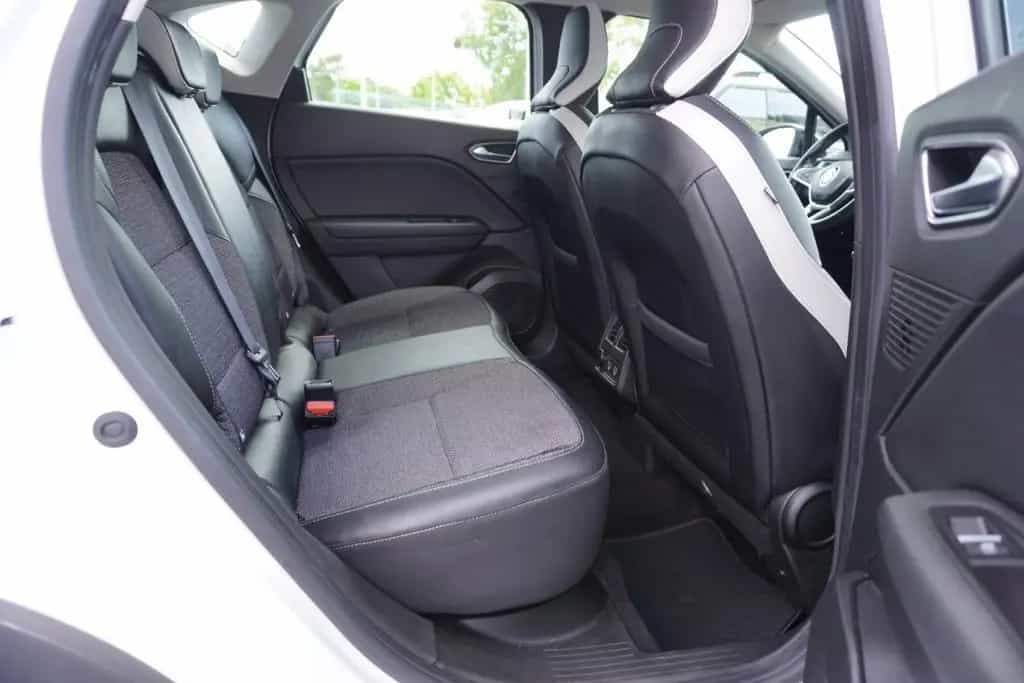 Renault Captur 1.3 TCE Edition One LED Navi Panorama DAB 08/2020-photo-8