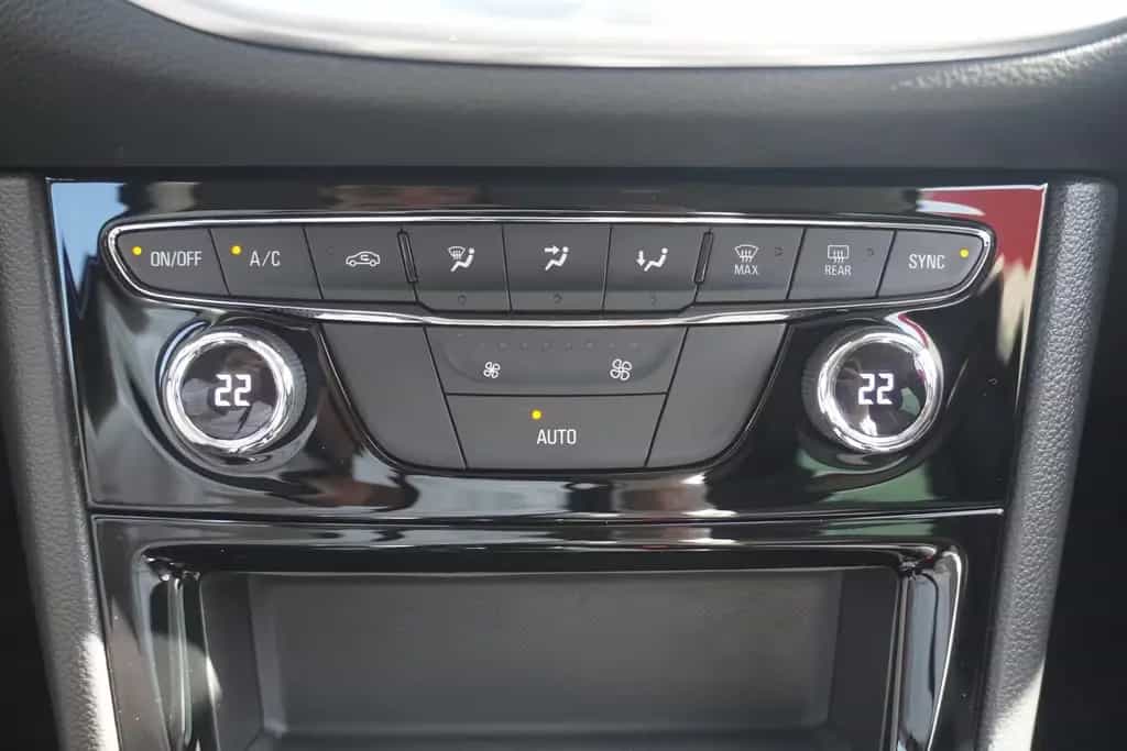 Opel Astra K Sports Tourer 1.2 Elegance LED Navi AHK 01/2020-photo-20