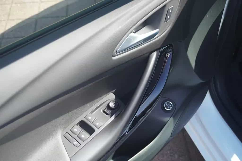 Opel Astra K Sports Tourer 1.2 Elegance LED Navi AHK 01/2020-photo-24