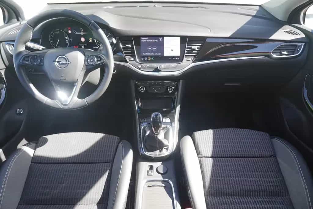 Opel Astra K Sports Tourer 1.2 Elegance LED Navi AHK 01/2020-photo-7