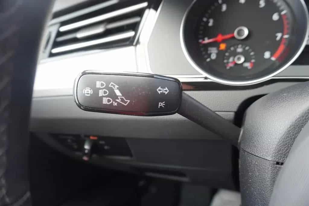 Volkswagen Passat Variant 1.5 TSI DSG LED Navi ACC Kamera 01/2021-photo-21