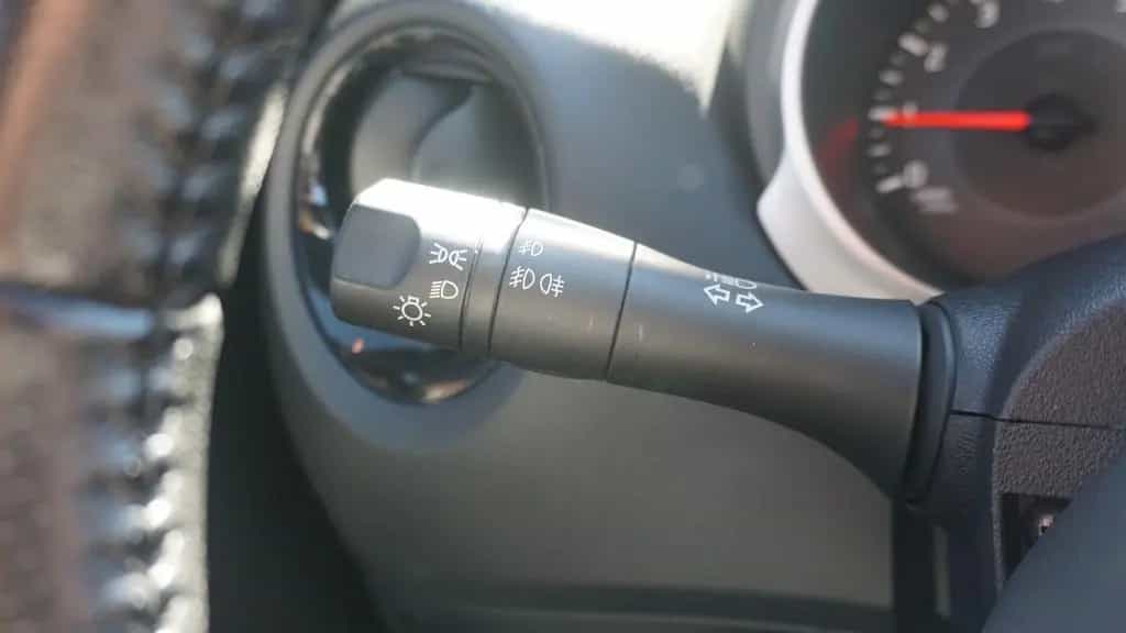 Nissan Juke 1.6 DIG-T N-Connecta 4x4 Xenon Navi Kamera 02/2018-photo-14