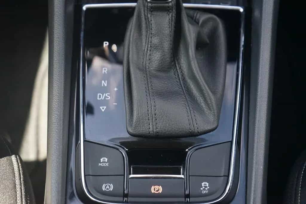 Skoda Karoq 1.5 TSI Style LED Navi ACC Kamera DAB USB 03/2023-photo-12