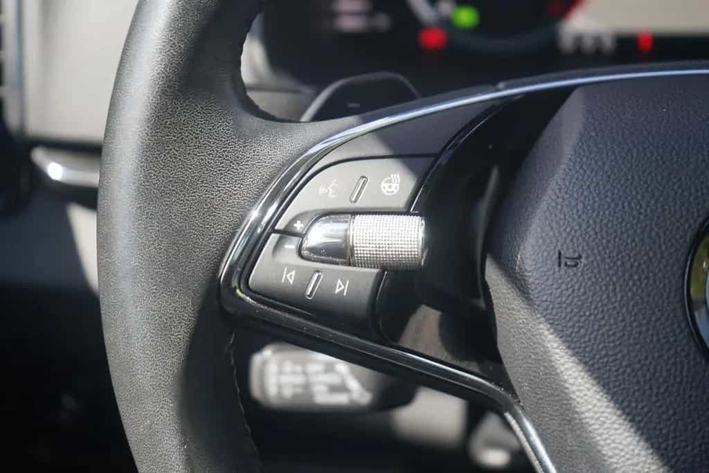 Skoda Karoq 1.5 TSI Style LED Navi ACC Kamera DAB USB 03/2023-photo-14