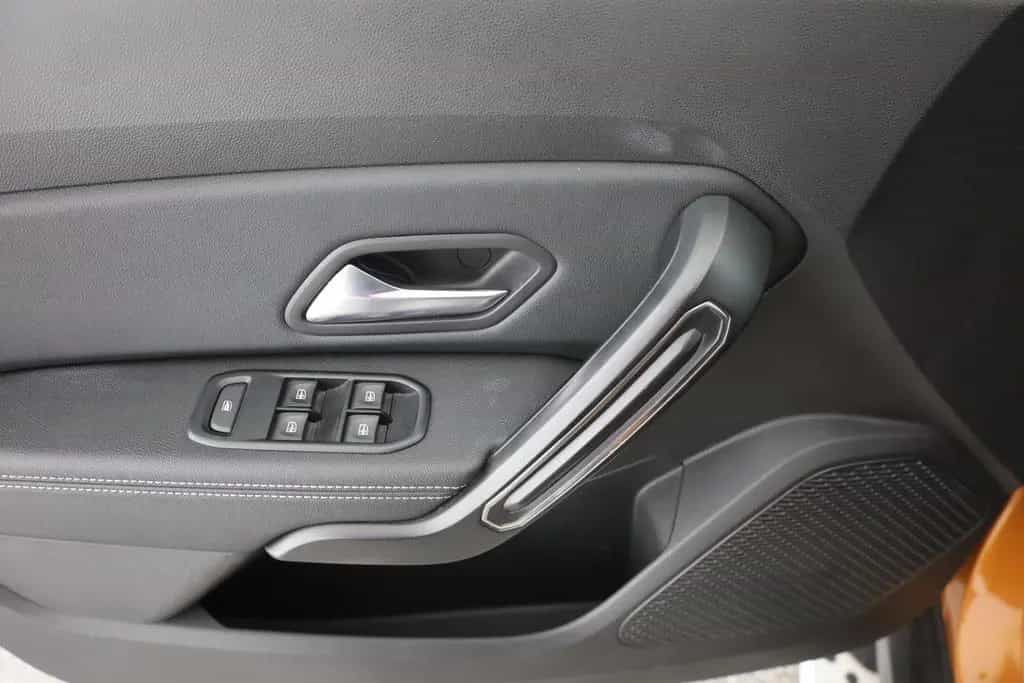 Dacia Duster 1.3 TCe Anniversary Navi 360° Sitzheizung 10/2020-photo-20