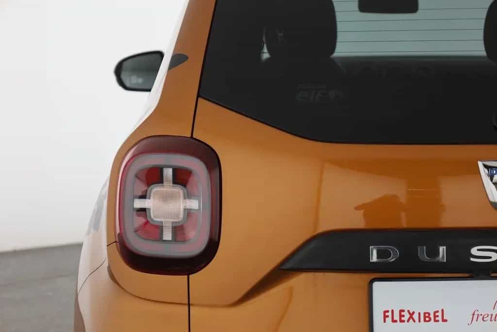 Dacia Duster 1.3 TCe Anniversary Navi 360° Sitzheizung 10/2020-photo-28
