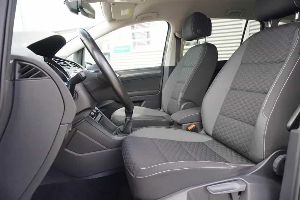 Volkswagen Touran 1.4 TSI Join Navi Kamera ACC LED DAB PDC 07/2018-photo-23