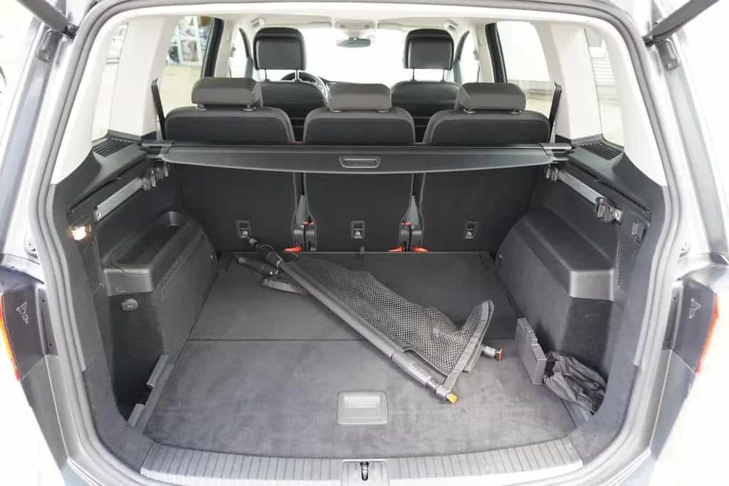 Volkswagen Touran 1.4 TSI Join Navi Kamera ACC LED DAB PDC 07/2018-photo-27
