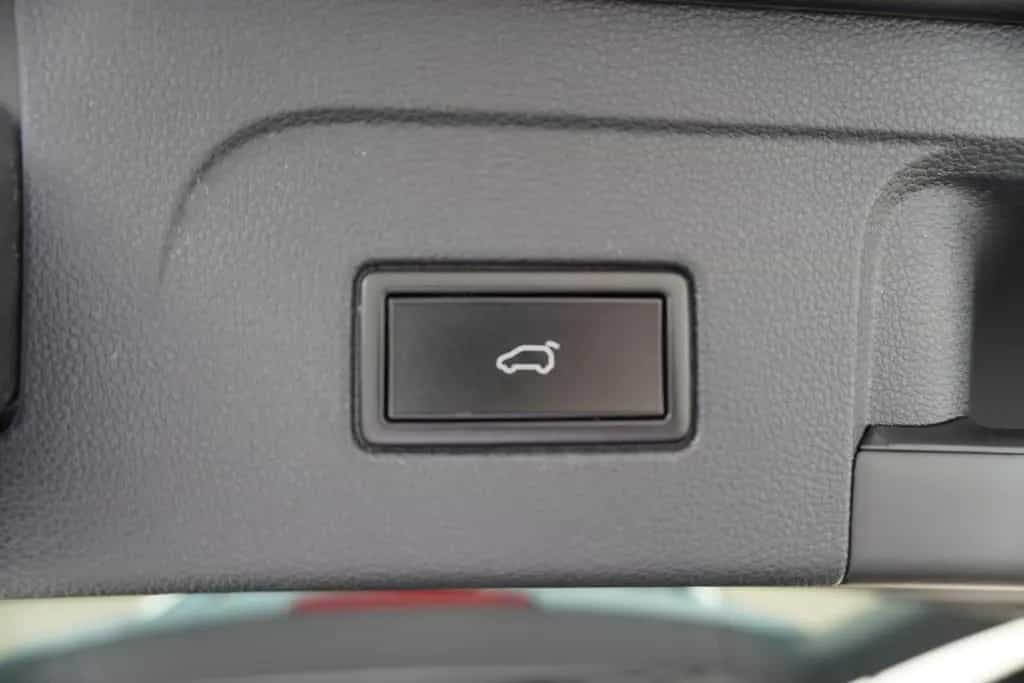 Volkswagen Touran 1.4 TSI Join Navi Kamera ACC LED DAB PDC 07/2018-photo-28