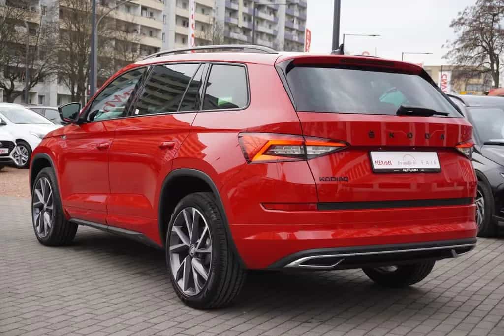 Skoda Kodiaq 1.5 TSI DSG Sportline LED ACC AHK Navi 09/2021-photo-3