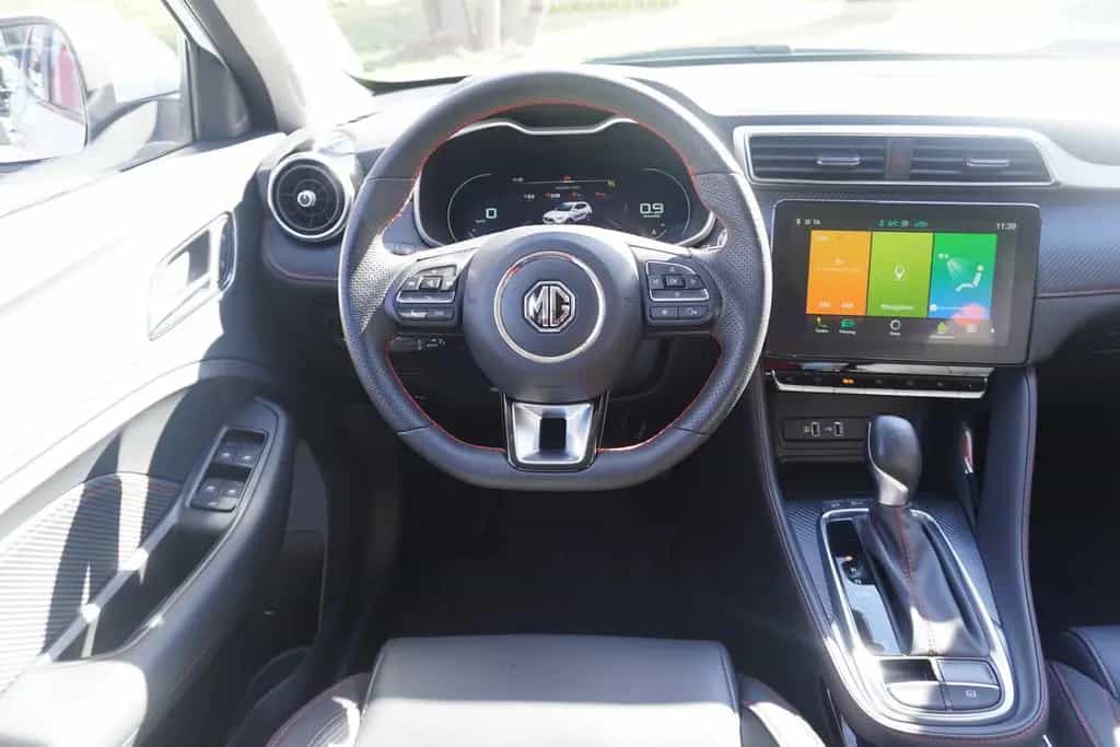 MG ZS 1.0 T-GDI Luxury Aut. LED Navi 360° Tempomat 12/2024-photo-14