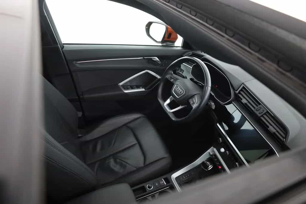 Audi Q3 Sportback 45 TFSI S-line quattro LED Navi ACC 12/2019-photo-27
