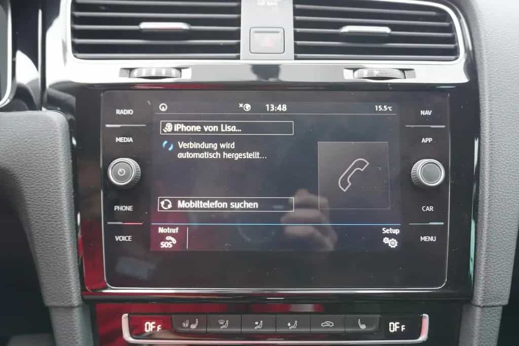 Volkswagen Golf VII 1.5 TSI Highline LED Navi AHK ACC PDC 09/2018-photo-23