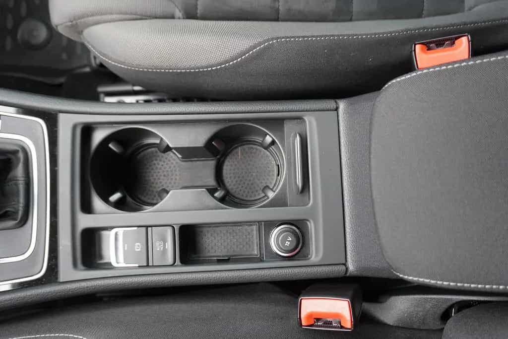 Volkswagen Golf VII 1.5 TSI Highline LED Navi AHK ACC PDC 09/2018-photo-31
