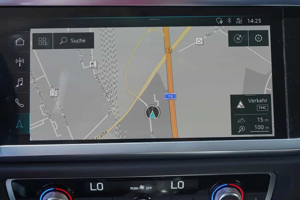 Audi Q3 35 1.5 TFSI LED Navi Sitzheizung PDC 06/2019-photo-12