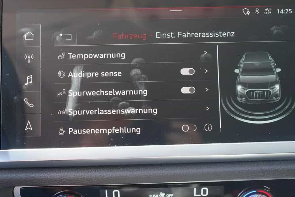 Audi Q3 35 1.5 TFSI LED Navi Sitzheizung PDC 06/2019-photo-13