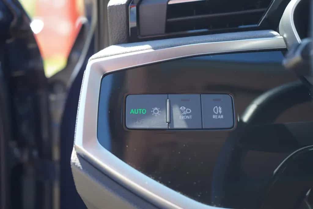 Audi Q3 35 1.5 TFSI LED Navi Sitzheizung PDC 06/2019-photo-26
