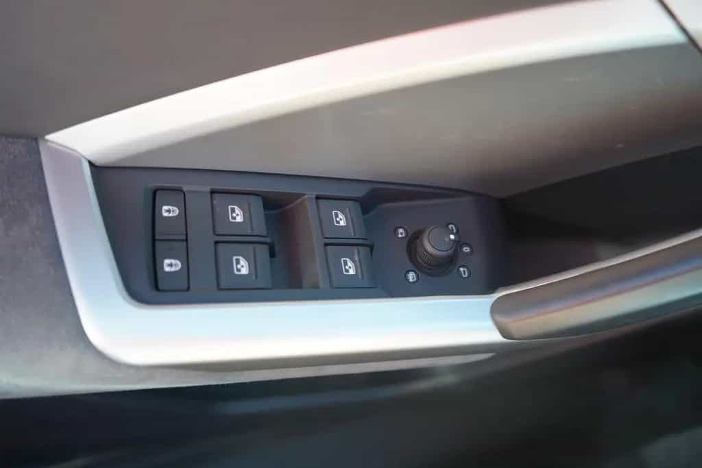 Audi Q3 35 1.5 TFSI LED Navi Sitzheizung PDC 06/2019-photo-28