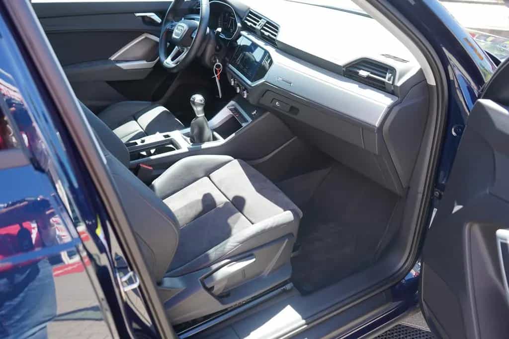 Audi Q3 35 1.5 TFSI LED Navi Sitzheizung PDC 06/2019-photo-31