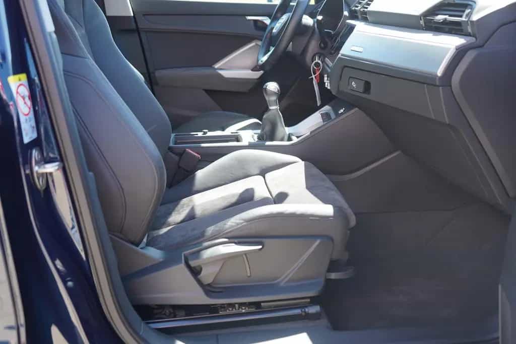 Audi Q3 35 1.5 TFSI LED Navi Sitzheizung PDC 06/2019-photo-32