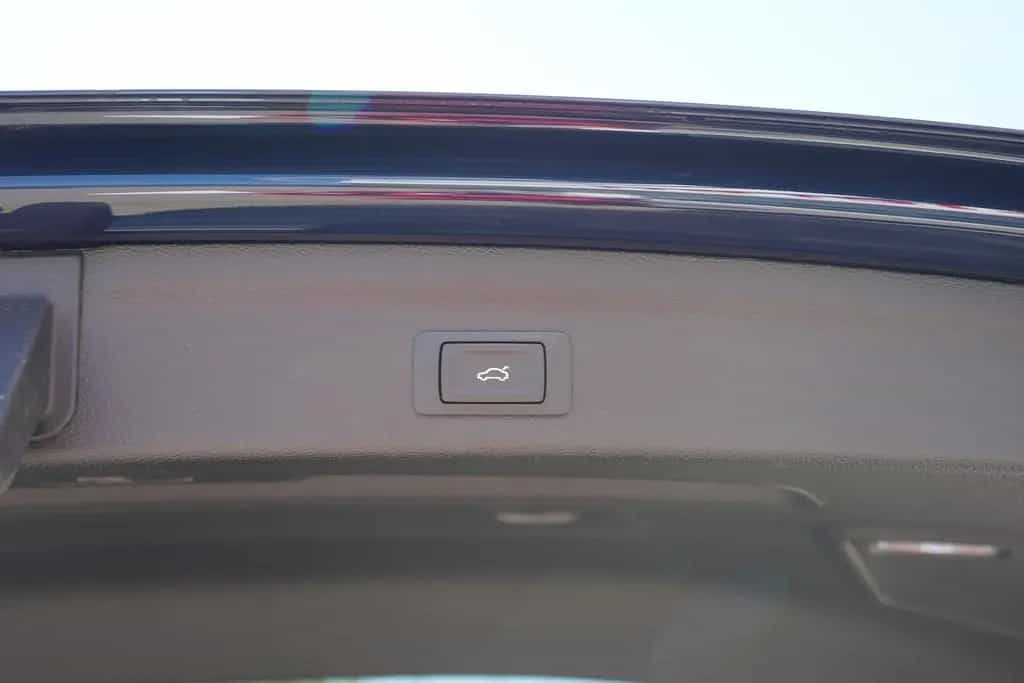 Audi Q3 35 1.5 TFSI LED Navi Sitzheizung PDC 06/2019-photo-35