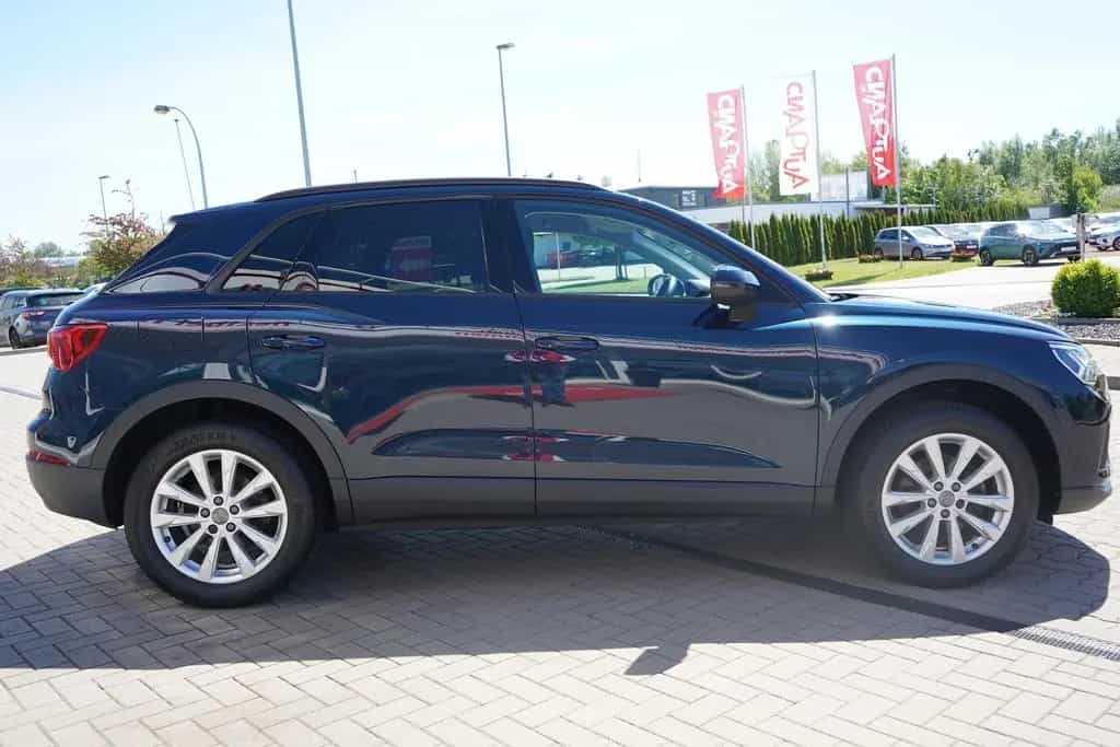 Audi Q3 35 1.5 TFSI LED Navi Sitzheizung PDC 06/2019-photo-4