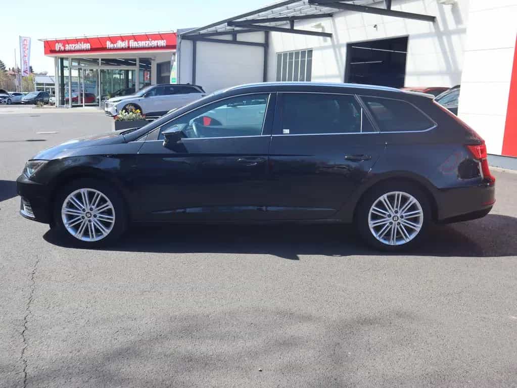 Seat Leon ST 1.5 TSI DSG Xcellence ACC AHK LED Navi 03/2020-photo-1