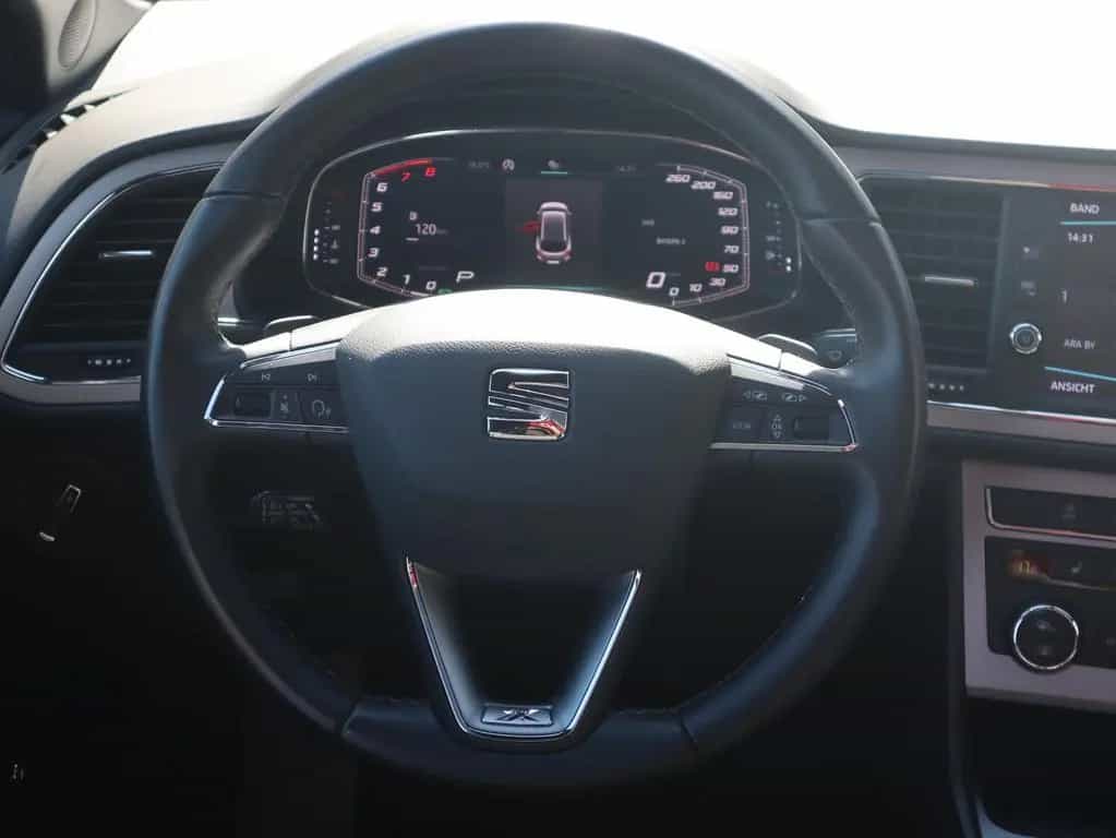 Seat Leon ST 1.5 TSI DSG Xcellence ACC AHK LED Navi 03/2020-photo-21