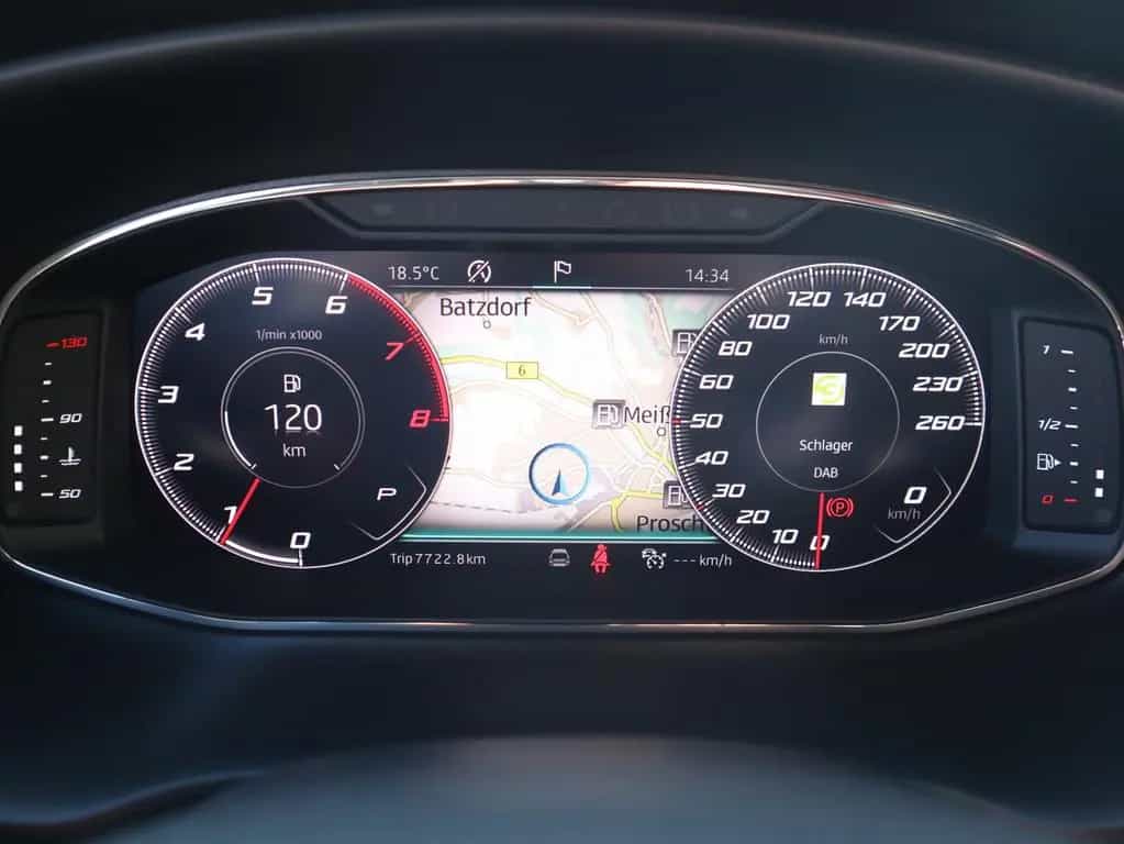 Seat Leon ST 1.5 TSI DSG Xcellence ACC AHK LED Navi 03/2020-photo-22