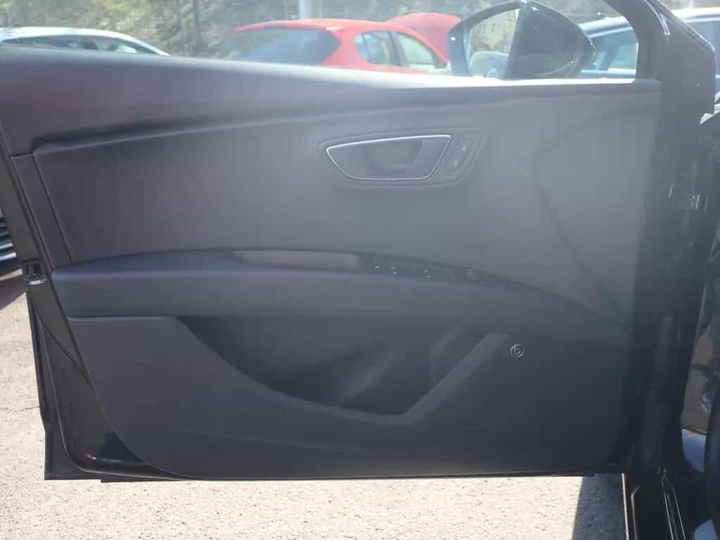 Seat Leon ST 1.5 TSI DSG Xcellence ACC AHK LED Navi 03/2020-photo-29