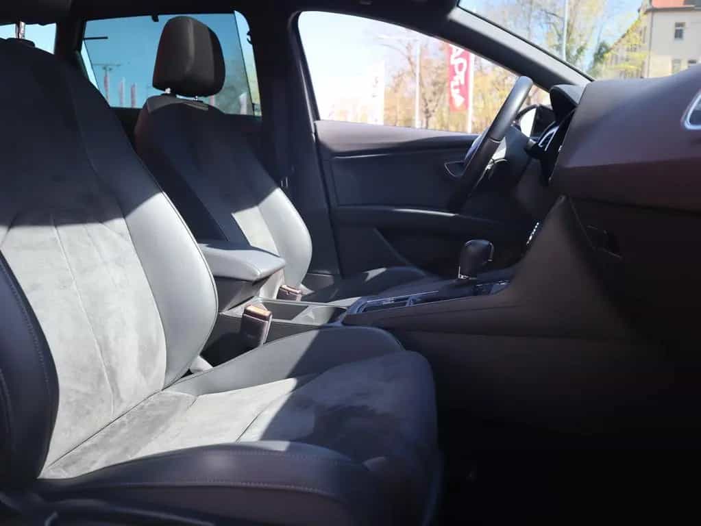 Seat Leon ST 1.5 TSI DSG Xcellence ACC AHK LED Navi 03/2020-photo-32