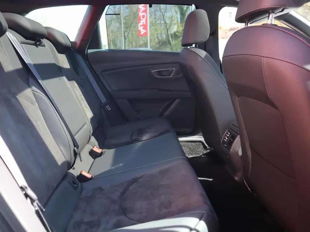 Seat Leon ST 1.5 TSI DSG Xcellence ACC AHK LED Navi 03/2020-photo-34