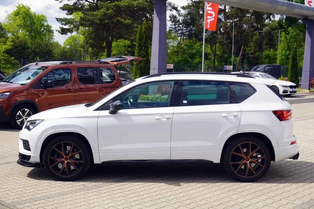 Cupra Ateca 2.0 4Drive LED AHK 360° Digitales Cockpit 05/2019-photo-11