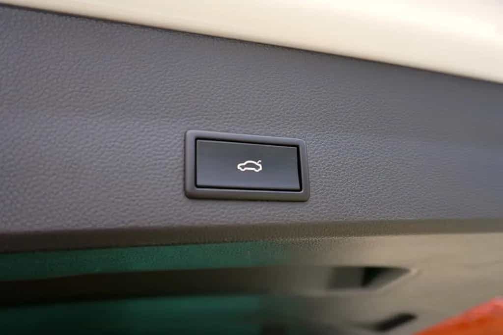 Cupra Ateca 2.0 4Drive LED AHK 360° Digitales Cockpit 05/2019-photo-8