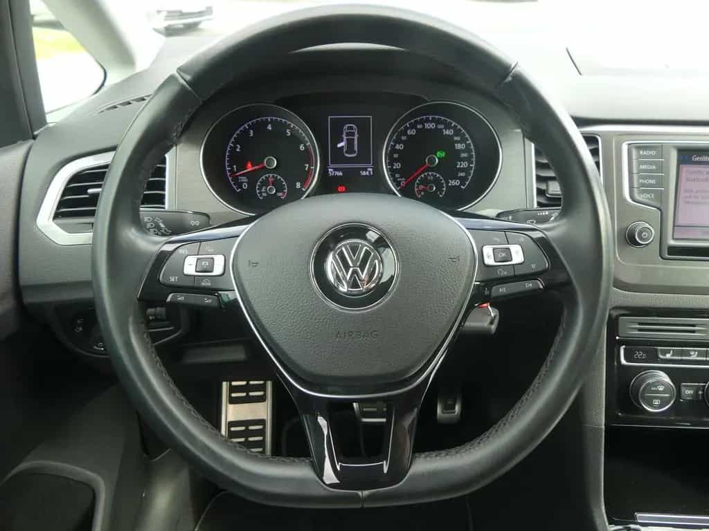 Volkswagen Golf Sportsvan VII 1.2 Allstar Navi ACC Tempomat 02/2017-photo-17