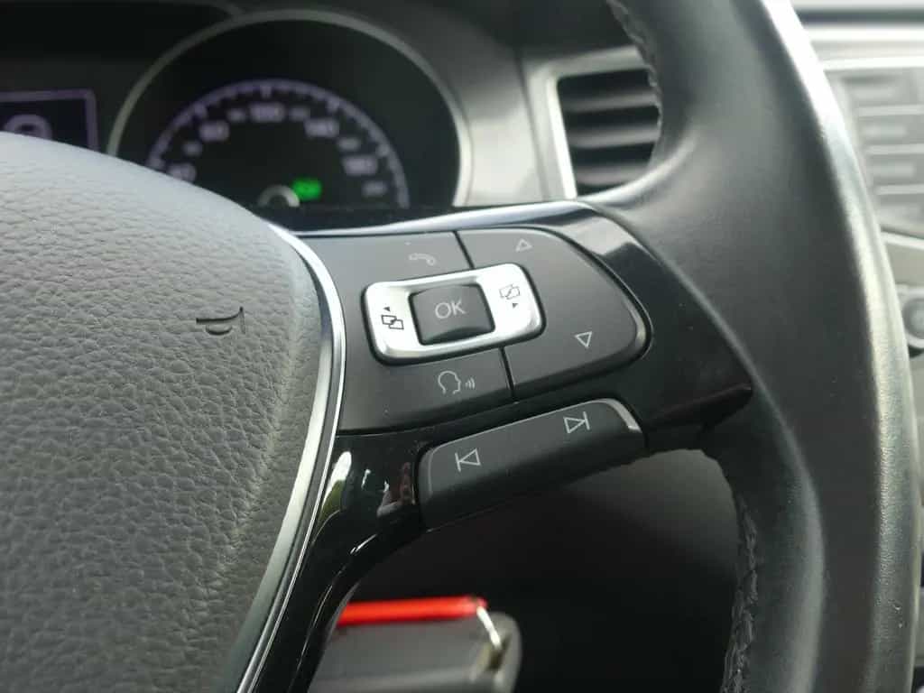 Volkswagen Golf Sportsvan VII 1.2 Allstar Navi ACC Tempomat 02/2017-photo-19