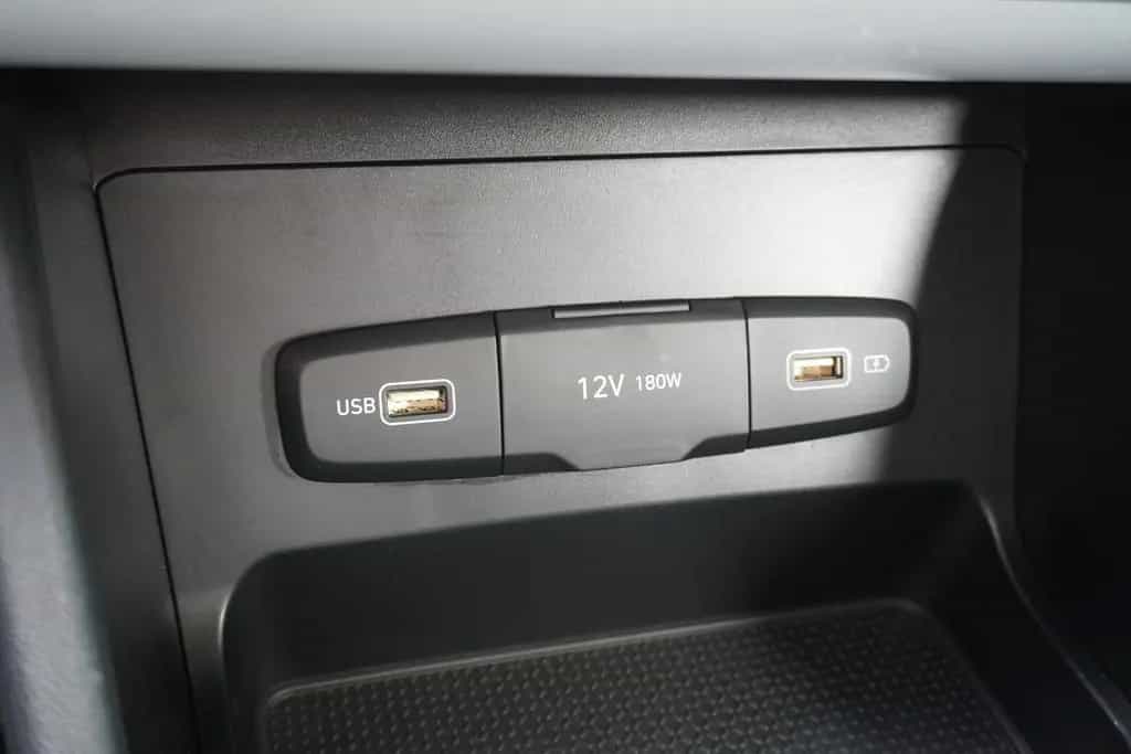 Hyundai TUCSON 1.6 T-GDI Klima Kamera Tempomat MirrorLin 05/2022-photo-20