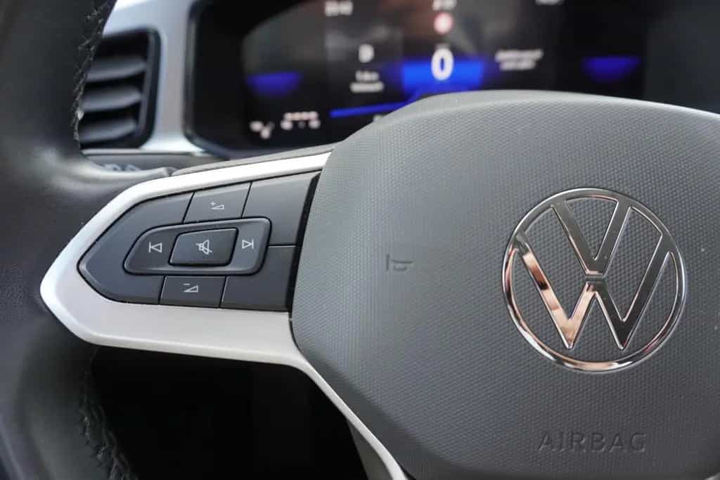 Volkswagen T-Roc 1.0 TSI LED Navi Tempomat 02/2023-photo-22