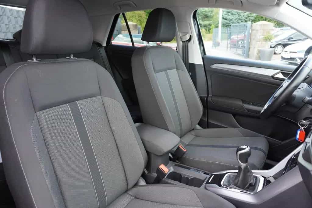 Volkswagen T-Roc 1.0 TSI LED Navi Tempomat 02/2023-photo-30