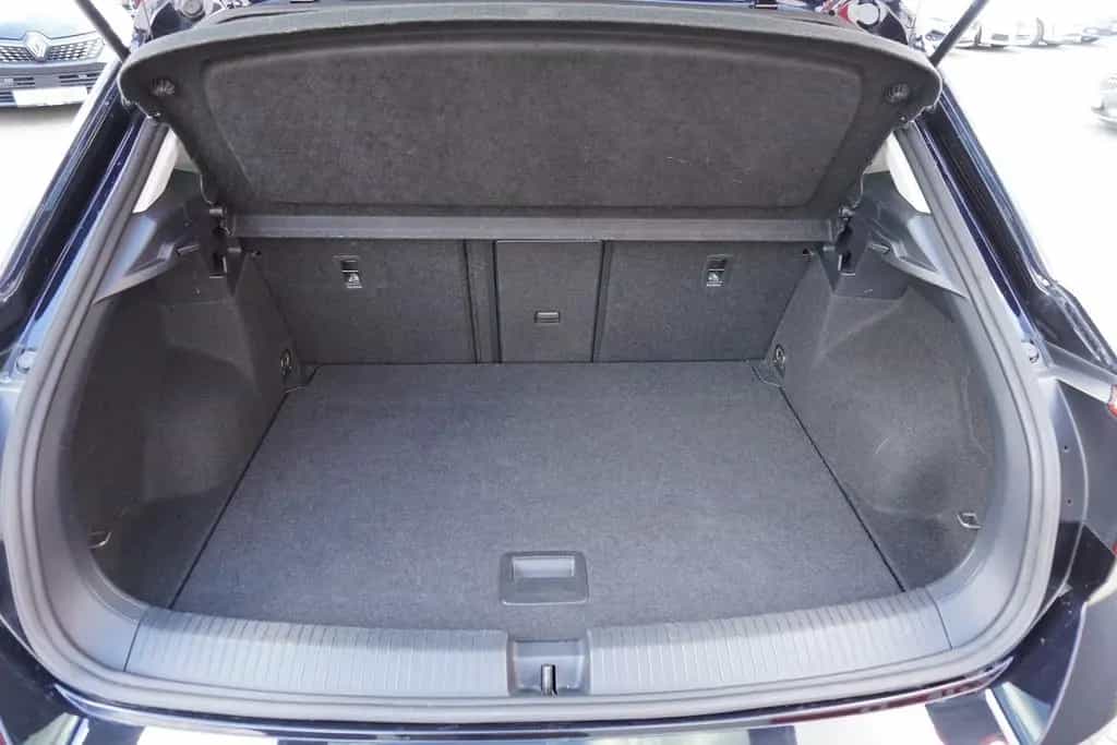 Volkswagen T-Roc 1.0 TSI LED Navi Tempomat 02/2023-photo-34